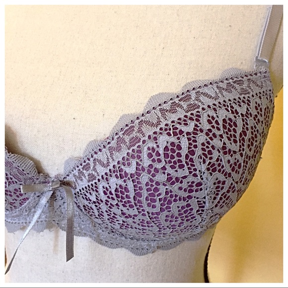 Lace Bra - Picture 2 of 7